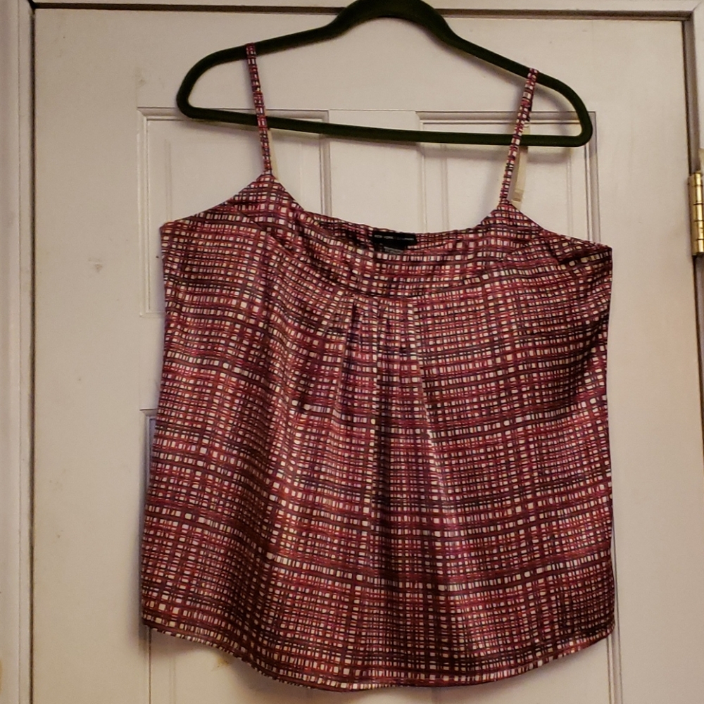 NEW YORK & COMPANY CAMISOLE SIZE LARGE - Picture 4 of 8